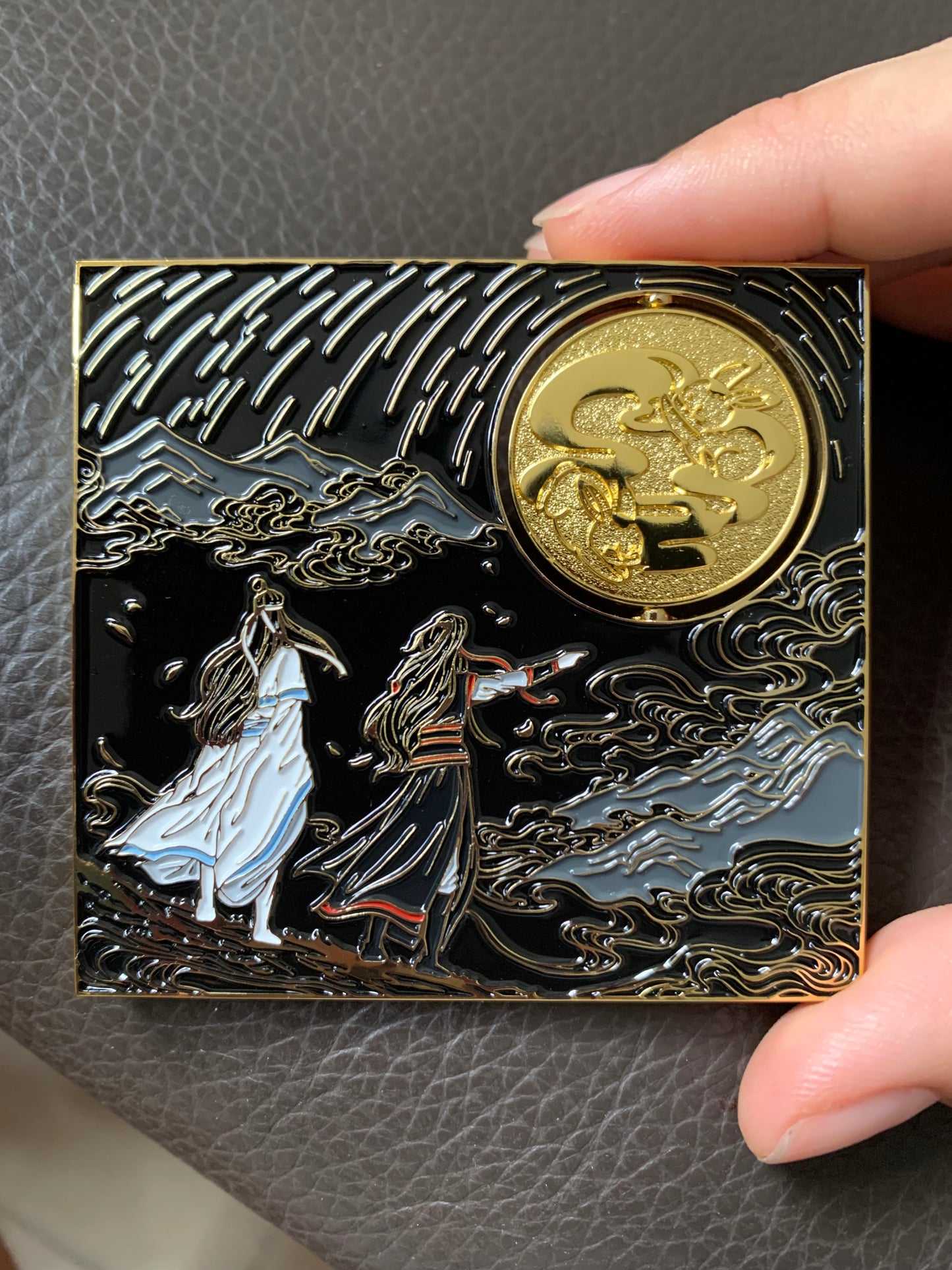 Mo Dao Zu Shi enamel pin - Wei Wuxian Lan Wangji MDZS fan art gift metal brooch BL 陈情令 Grandmaster of demonic cultivation M1