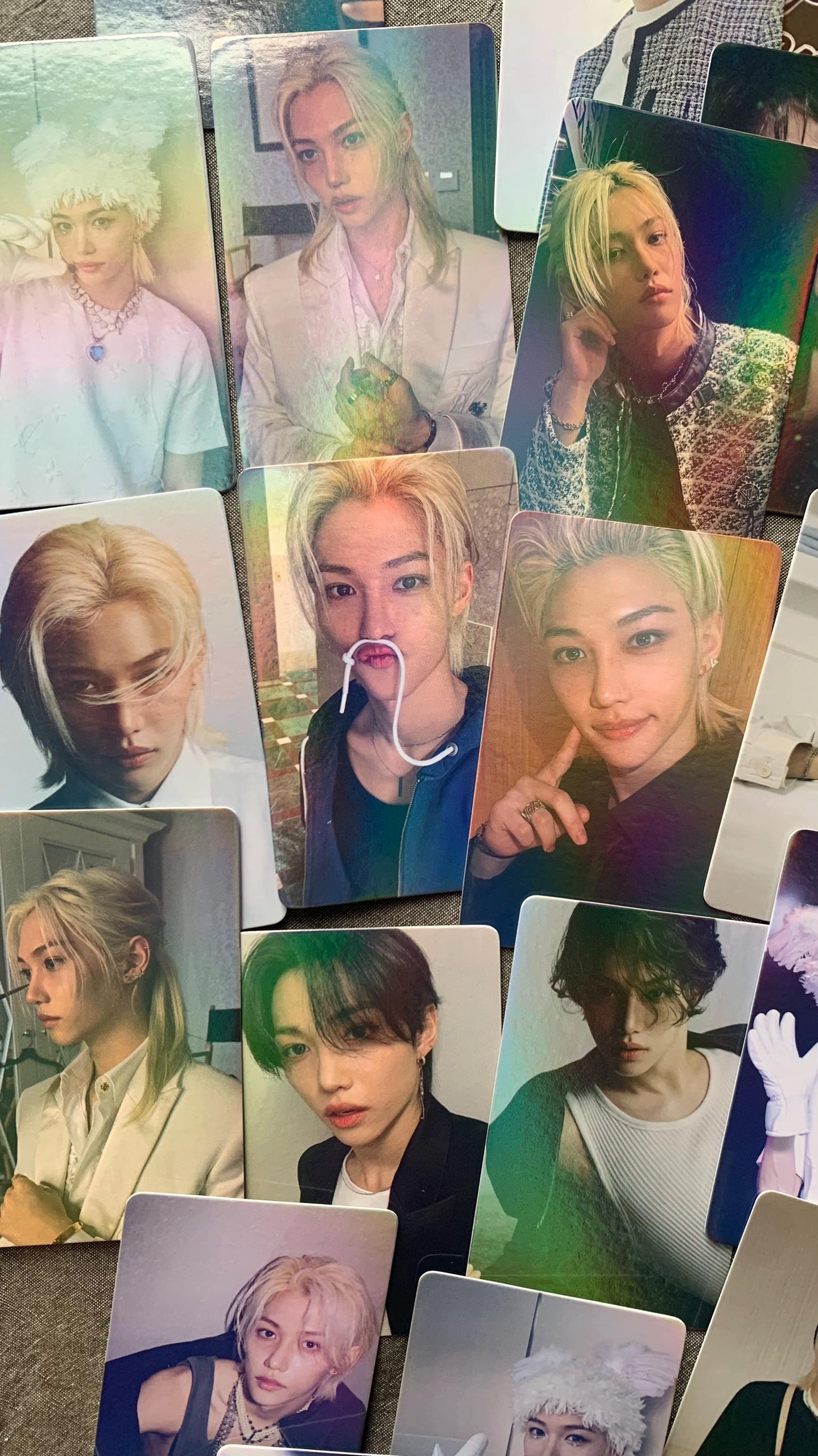 55pc/set Felix Stray Kids Laser Photocards Merch KPOP Lomo cards Yongbok Bangchan Leeknow Hyunjin SKZ gift for STAY C009