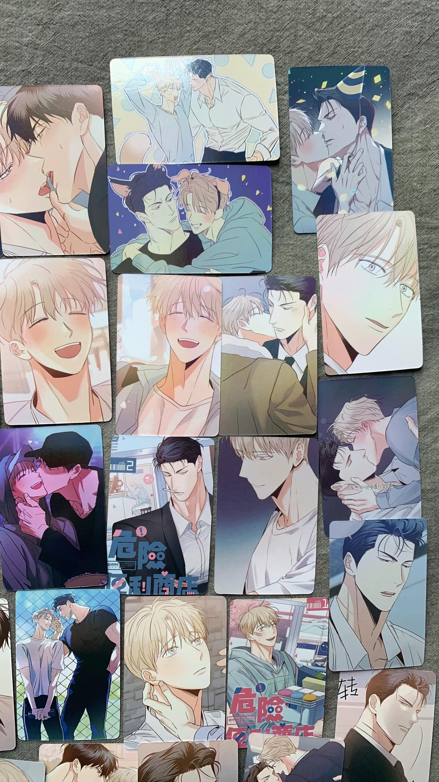 Dangerous Convenience Store 55pc Laser Lomo cards Yeo Eui Joon Bum Geon Woo Yaoi Korean Manhwa BL manga C023