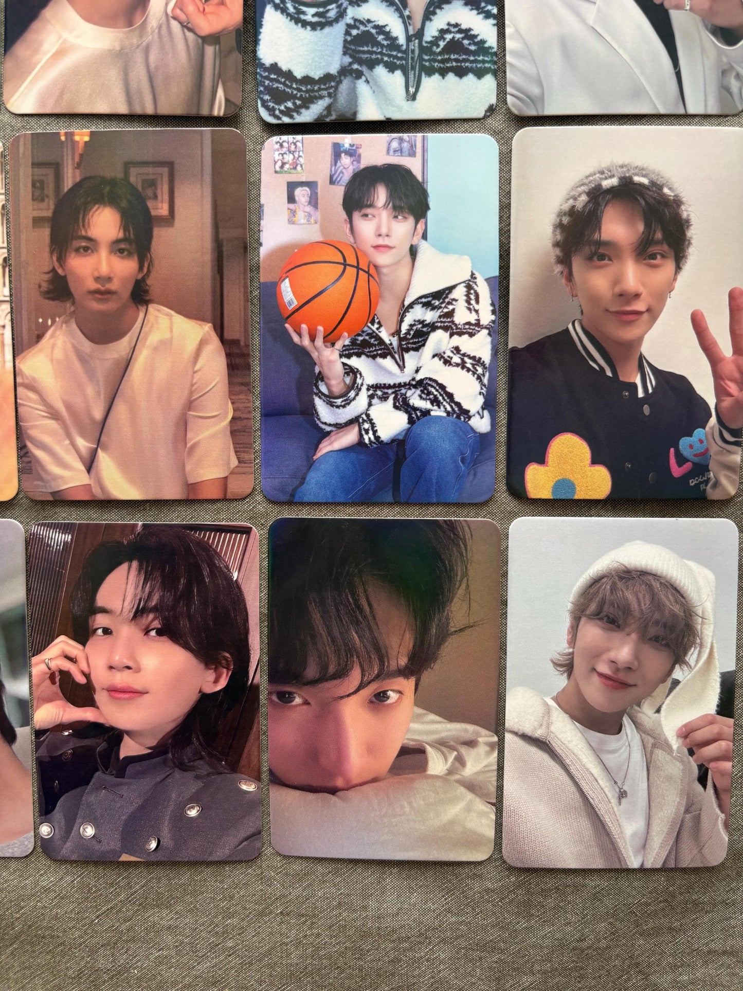 Seventeen 50pc/set Laser Photocards SCoups Jeonghan Joshua Jun Hoshi Wonwoo Woozi DK Mingyu The8 Seungkwan Vernon Dino Kpop Lomo Cards