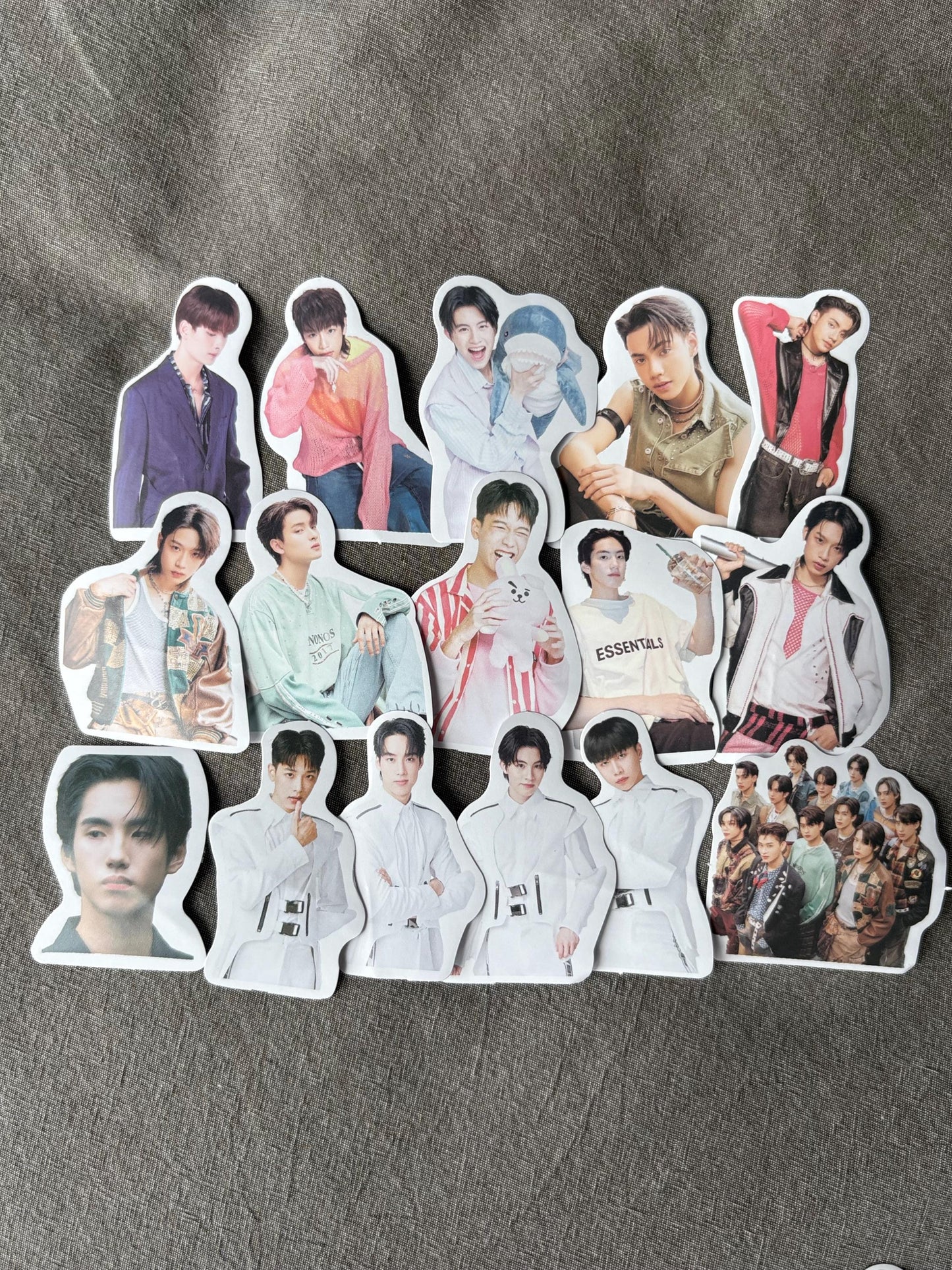 BUS 120pc stickers! because of you i shine thai boy Tpop