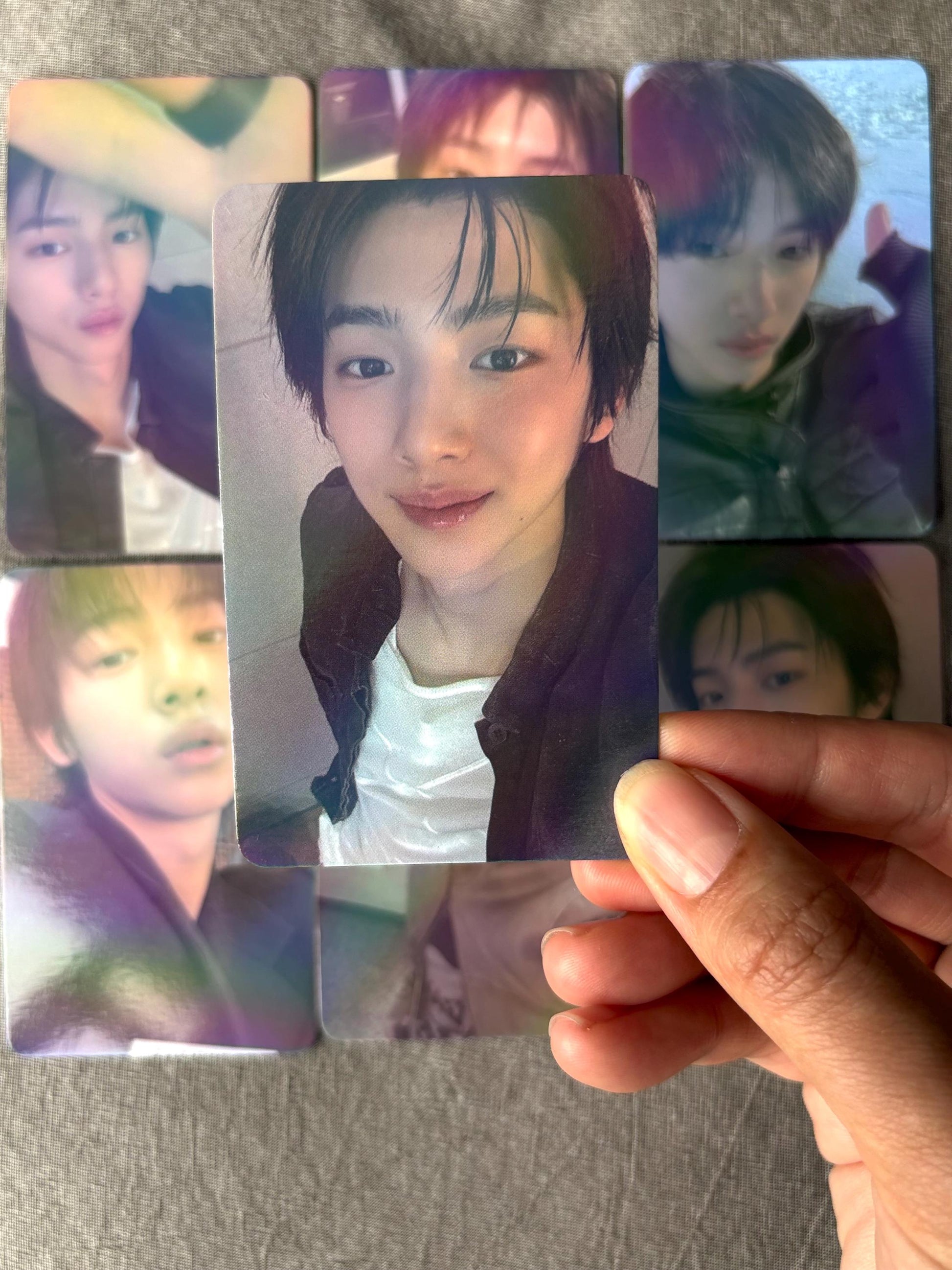 50pc/set juhoon holographic photocards, Kpop merch lomo cards