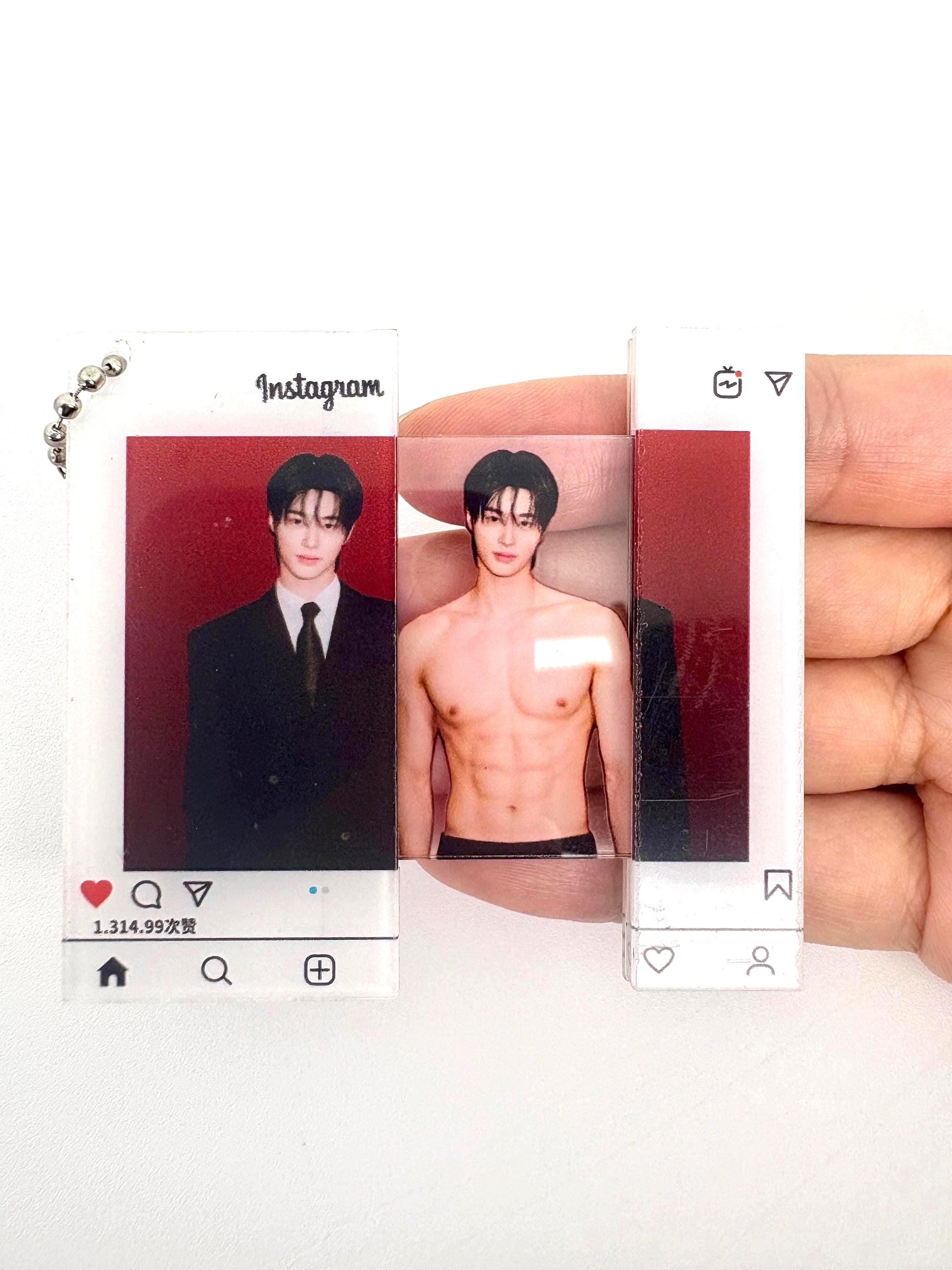 Byeon Woo Seok macho keychains